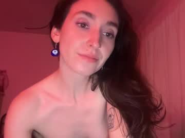 Xclimaxqueenx Chaturbate stream image from April 11, 2025