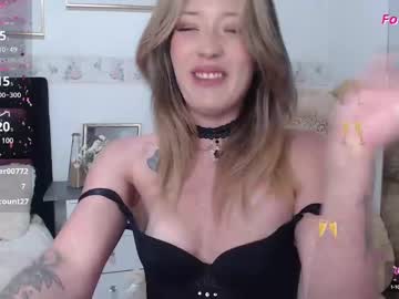 Eliiih_ Chaturbate stream image from April 11, 2025