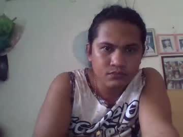 Glesin1993 Chaturbate stream image from April 11, 2025