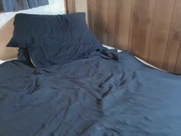 Rogerb2218 Chaturbate stream image from April 11, 2025