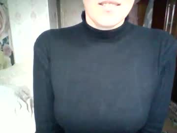 Awesomeladyy Chaturbate stream image from April 11, 2025