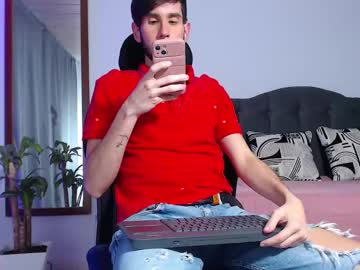 Thiiago_Tay Chaturbate stream image from April 11, 2025