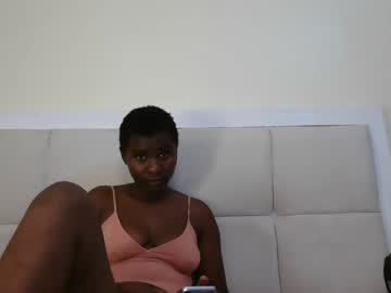 Sexykikih Chaturbate stream image from April 11, 2025