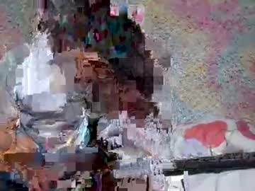 Caramelldeluxx Chaturbate stream image from April 11, 2025