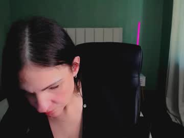 Gussitta_Sunbeam Chaturbate stream image from April 11, 2025