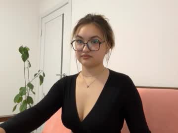 Wildpantherr Chaturbate stream image from April 11, 2025