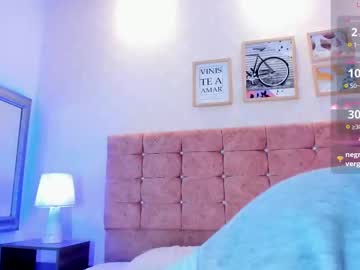 Yuna_Kiim Chaturbate stream image from April 11, 2025