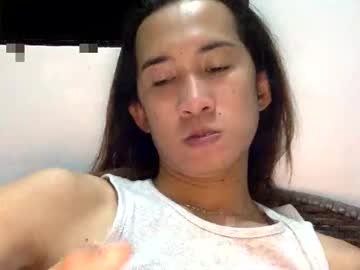 8inchesbigcock436892 Chaturbate stream image from April 11, 2025