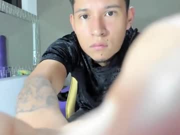 Davidherrera__ Chaturbate stream image from April 11, 2025