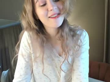 Naomi_Parsons Chaturbate stream image from April 11, 2025