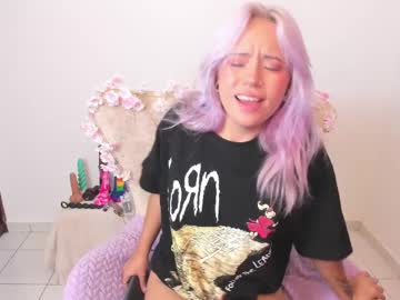 Nataliahenao_69 Chaturbate stream image from April 11, 2025