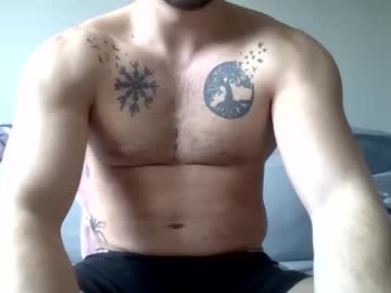 Curlyyybabyyy Chaturbate stream image from April 11, 2025