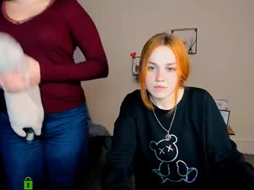 Ellie_Fire Chaturbate stream image from April 11, 2025
