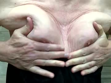 Puxlet2 Chaturbate stream image from April 11, 2025
