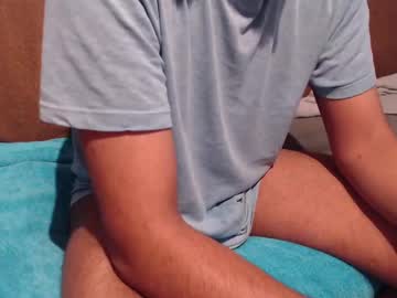 Hornyygentleman Chaturbate stream image from April 11, 2025