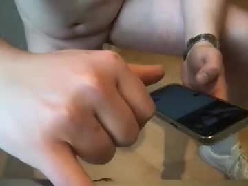 Leon_Socks Chaturbate stream image from April 11, 2025