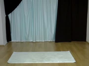 Hermaphrodite_La Chaturbate stream image from April 11, 2025
