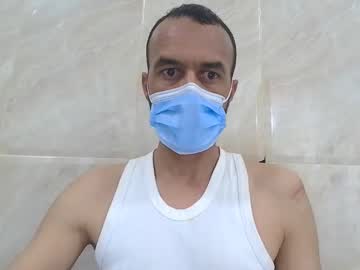 Daniloogx Chaturbate stream image from April 11, 2025