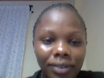 Sexxybitche Chaturbate stream image from April 11, 2025