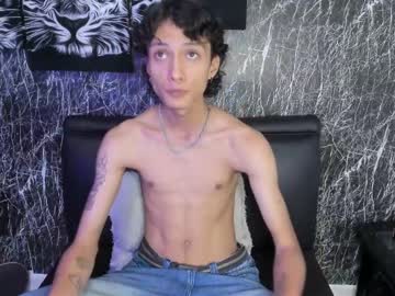 Lean_Hk Chaturbate stream image from April 11, 2025