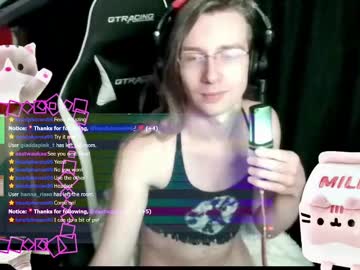 Plush1c_Dream Chaturbate stream image from April 11, 2025
