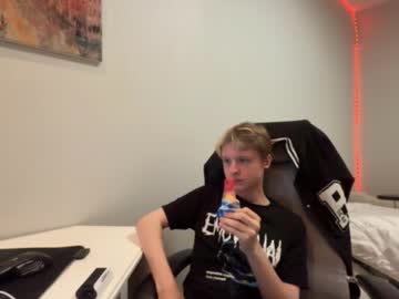 Sasha18170 Chaturbate stream image from April 11, 2025