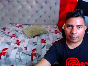 Tropicallstorm Chaturbate stream image from April 11, 2025