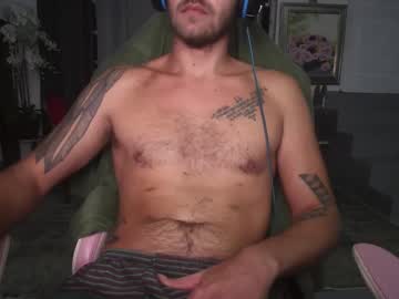 Juicybigcockx Chaturbate stream image from April 11, 2025