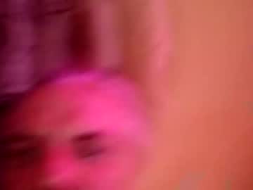 Oliveoil67 Chaturbate stream image from April 11, 2025