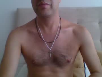 Hotitan Chaturbate stream image from April 11, 2025