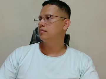 One_Liam Chaturbate stream image from April 11, 2025