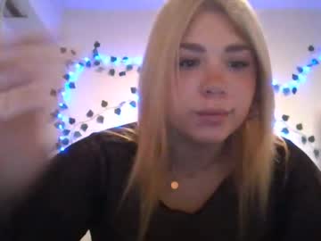 Stellamiller1 Chaturbate stream image from April 11, 2025