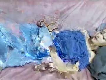 Unicornpornchick Chaturbate stream image from April 11, 2025