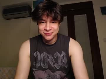 Yourfuckingtwink Chaturbate stream image from April 11, 2025