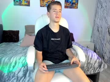 Thiago_James69 Chaturbate stream image from April 11, 2025