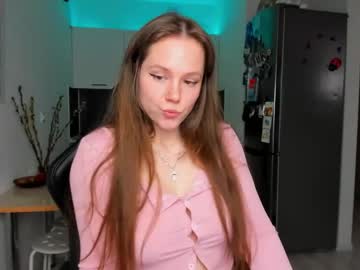Cute_Little_Ass Chaturbate stream image from April 12, 2025