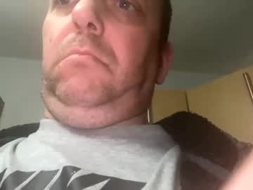 Hooch321 Chaturbate stream image from April 12, 2025