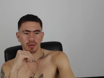 Isaac_Xxxl Chaturbate stream image from April 12, 2025