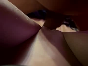 Alisssakiisss Chaturbate stream image from April 12, 2025