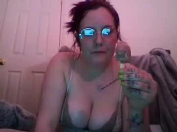 Rainbocantelope Chaturbate stream image from April 12, 2025