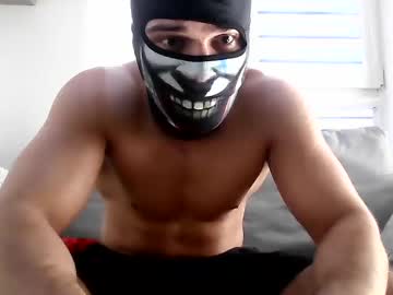 Normalbeast Chaturbate stream image from April 12, 2025