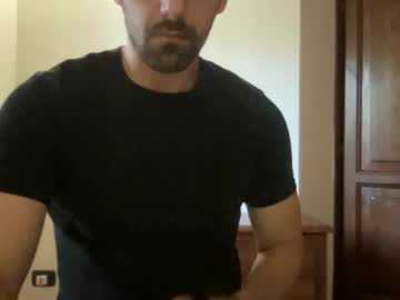 Camboyn36 Chaturbate stream image from April 12, 2025