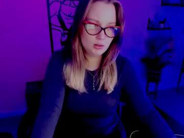 Sandrahardin Chaturbate stream image from April 12, 2025