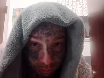 Zayzaywolf1995 Chaturbate stream image from April 12, 2025