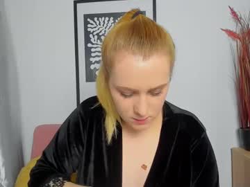 Lauragracee Chaturbate stream image from April 12, 2025