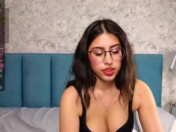 Samantameuer Chaturbate stream image from April 12, 2025