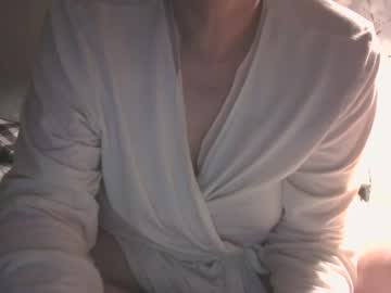 Snowdrop2785 Chaturbate stream image from April 12, 2025