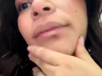 Emely_Dolce Chaturbate stream image from April 12, 2025