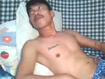 Tooootsxss Chaturbate stream image from April 12, 2025
