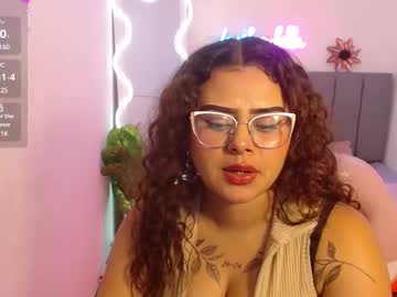 Brisa_Tay Chaturbate stream image from April 12, 2025